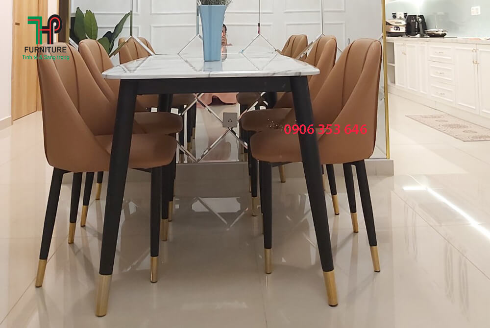 bàn ăn mặt đá chân sắt sơn